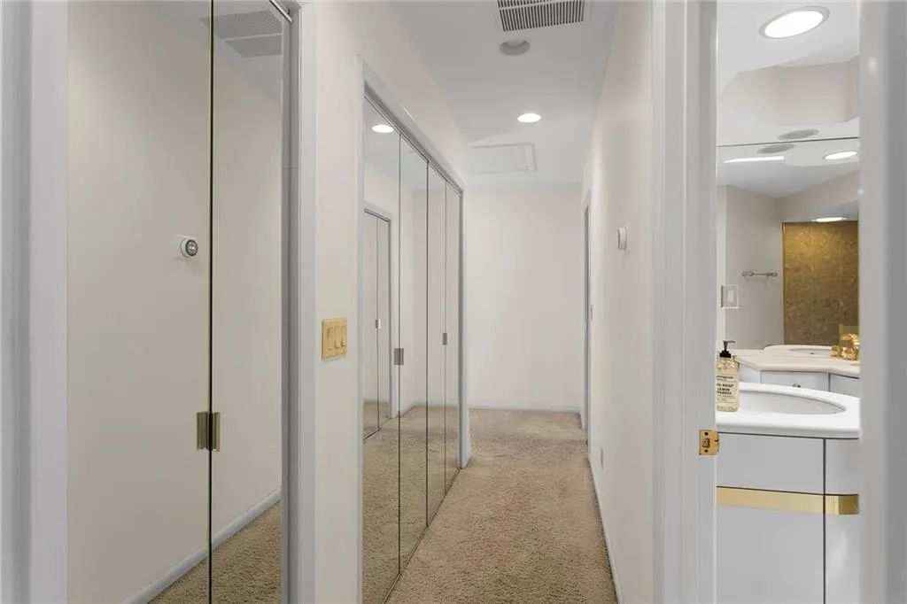 8955 Ridgemont Drive Ne, Sandy Springs, Georgia 30350, 5 Bedrooms Bedrooms, ,4 BathroomsBathrooms,Residential,Sold,8955 Ridgemont Drive Ne,7103233