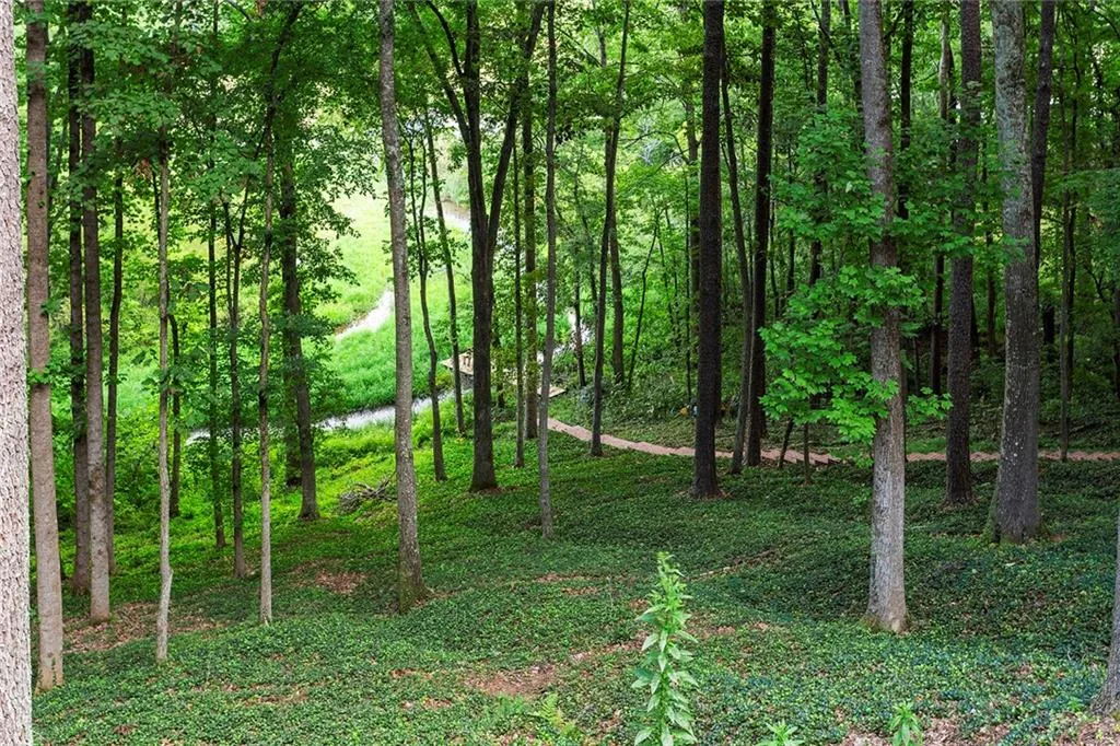 8955 Ridgemont Drive Ne, Sandy Springs, Georgia 30350, 5 Bedrooms Bedrooms, ,4 BathroomsBathrooms,Residential,Sold,8955 Ridgemont Drive Ne,7103233