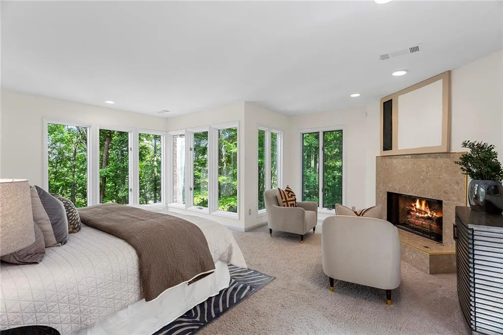 8955 Ridgemont Drive Ne, Sandy Springs, Georgia 30350, 5 Bedrooms Bedrooms, ,4 BathroomsBathrooms,Residential,Sold,8955 Ridgemont Drive Ne,7103233