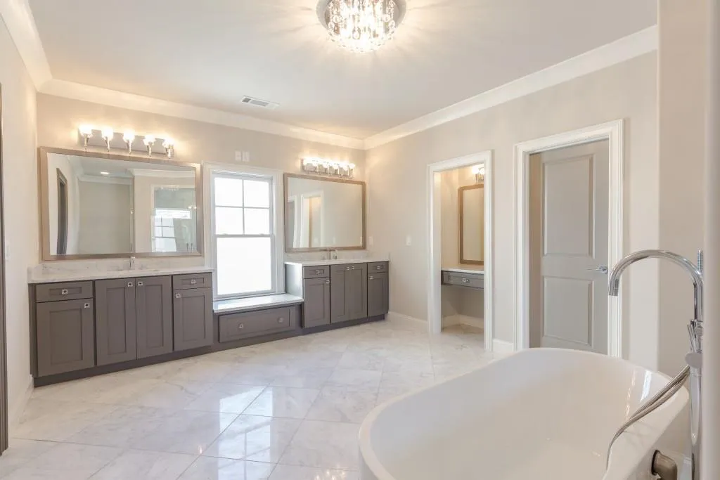 606 Esfun Trace, Atlanta, Georgia 30328, 5 Bedrooms Bedrooms, ,4 BathroomsBathrooms,Residential,Sold,606 Esfun Trace,5957630