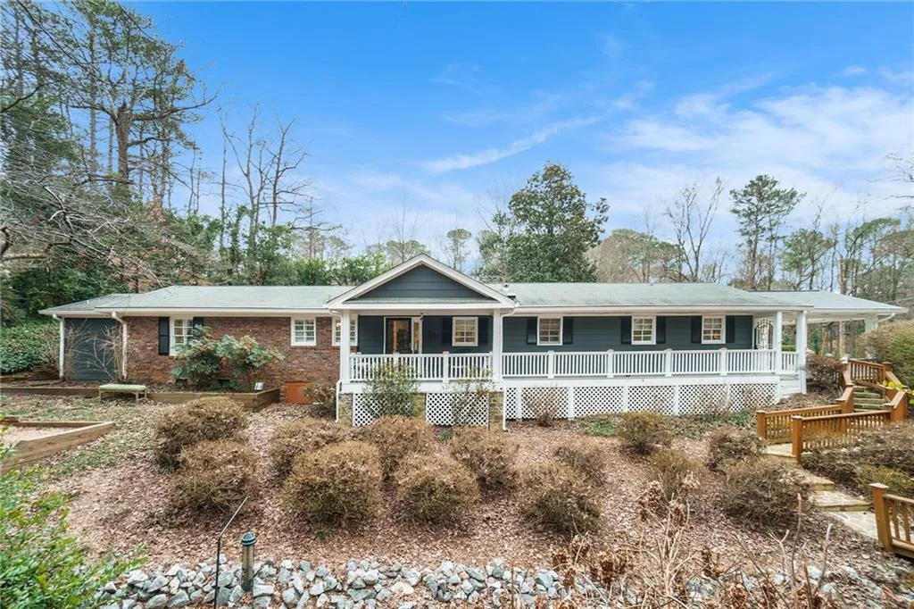 560 Amberidge Trail, Atlanta, Georgia 30328, 3 Bedrooms Bedrooms, ,3 BathroomsBathrooms,Residential,Sold,560 Amberidge Trail,7162854 560 Amberidge Trail, Atlanta, Georgia 30328, 3 Bedrooms Bedrooms, ,3 BathroomsBathrooms,Residential,Sold,560 Amberidge Trail,7162854