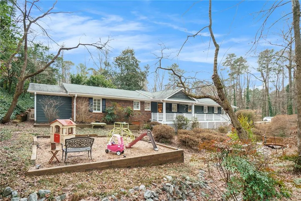 560 Amberidge Trail, Atlanta, Georgia 30328, 3 Bedrooms Bedrooms, ,3 BathroomsBathrooms,Residential,Sold,560 Amberidge Trail,7162854 560 Amberidge Trail, Atlanta, Georgia 30328, 3 Bedrooms Bedrooms, ,3 BathroomsBathrooms,Residential,Sold,560 Amberidge Trail,7162854