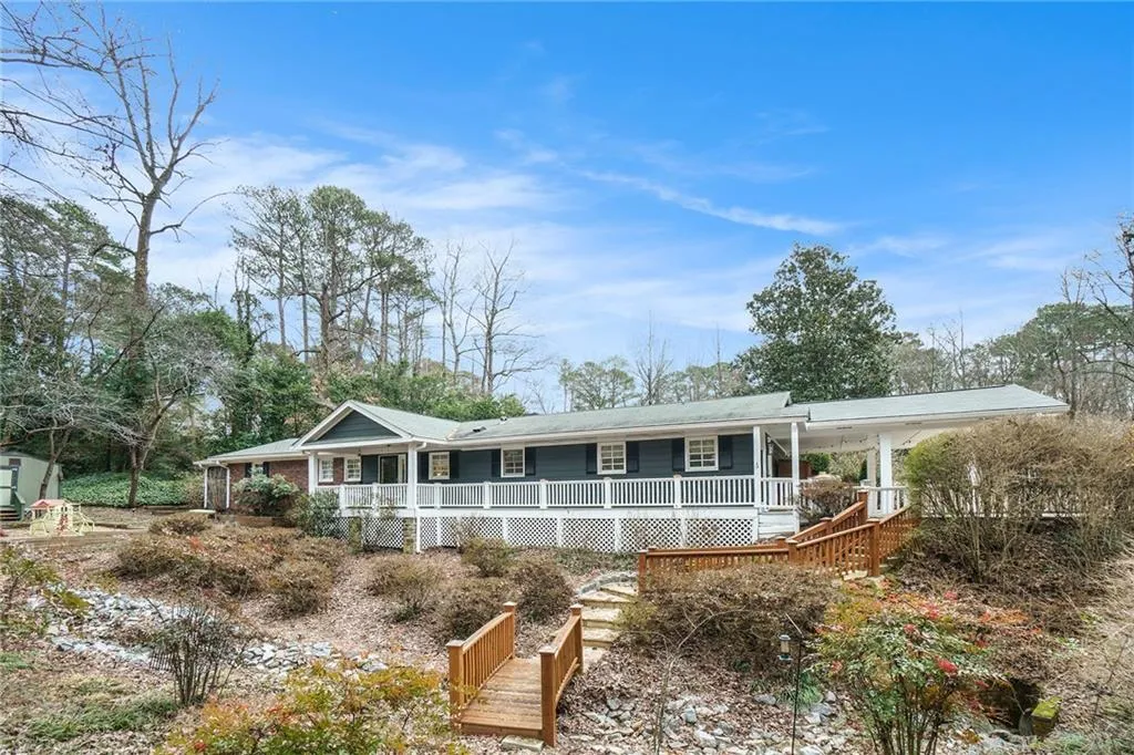 560 Amberidge Trail, Atlanta, Georgia 30328, 3 Bedrooms Bedrooms, ,3 BathroomsBathrooms,Residential,Sold,560 Amberidge Trail,7162854 560 Amberidge Trail, Atlanta, Georgia 30328, 3 Bedrooms Bedrooms, ,3 BathroomsBathrooms,Residential,Sold,560 Amberidge Trail,7162854