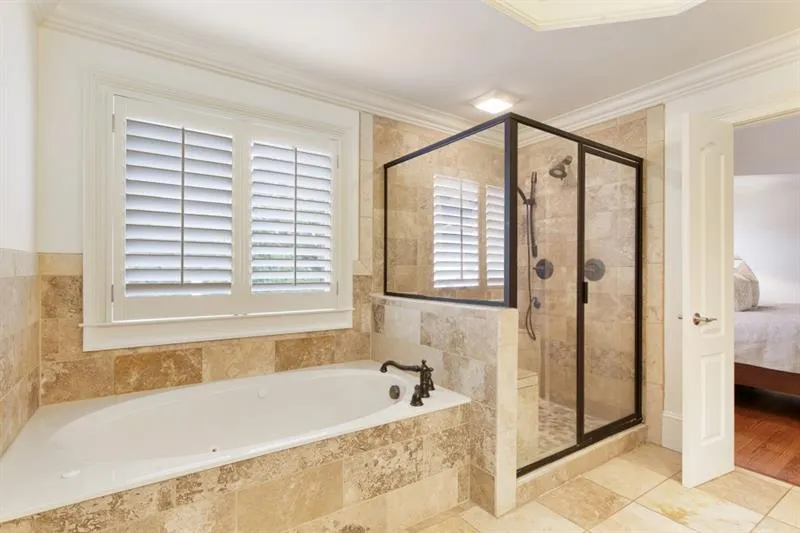 525 Glenmanor Court, Sandy Springs, Georgia 30328, 5 Bedrooms Bedrooms, ,5 BathroomsBathrooms,Residential,Sold,525 Glenmanor Court,7486410