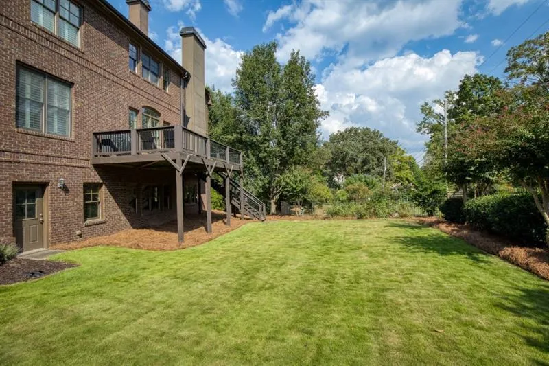 525 Glenmanor Court, Sandy Springs, Georgia 30328, 5 Bedrooms Bedrooms, ,5 BathroomsBathrooms,Residential,Sold,525 Glenmanor Court,7486410