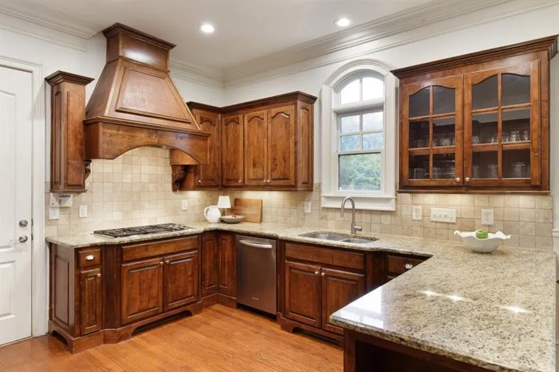 525 Glenmanor Court, Sandy Springs, Georgia 30328, 5 Bedrooms Bedrooms, ,5 BathroomsBathrooms,Residential,Sold,525 Glenmanor Court,7486410