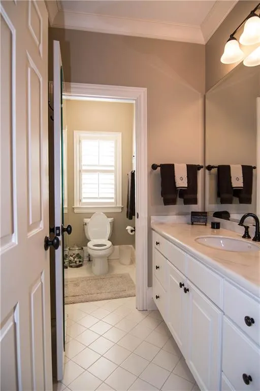 4989 Peachtree Dunwoody Road, Atlanta, Georgia 30342, 5 Bedrooms Bedrooms, ,4 BathroomsBathrooms,Residential,Sold,4989 Peachtree Dunwoody Road,5913197