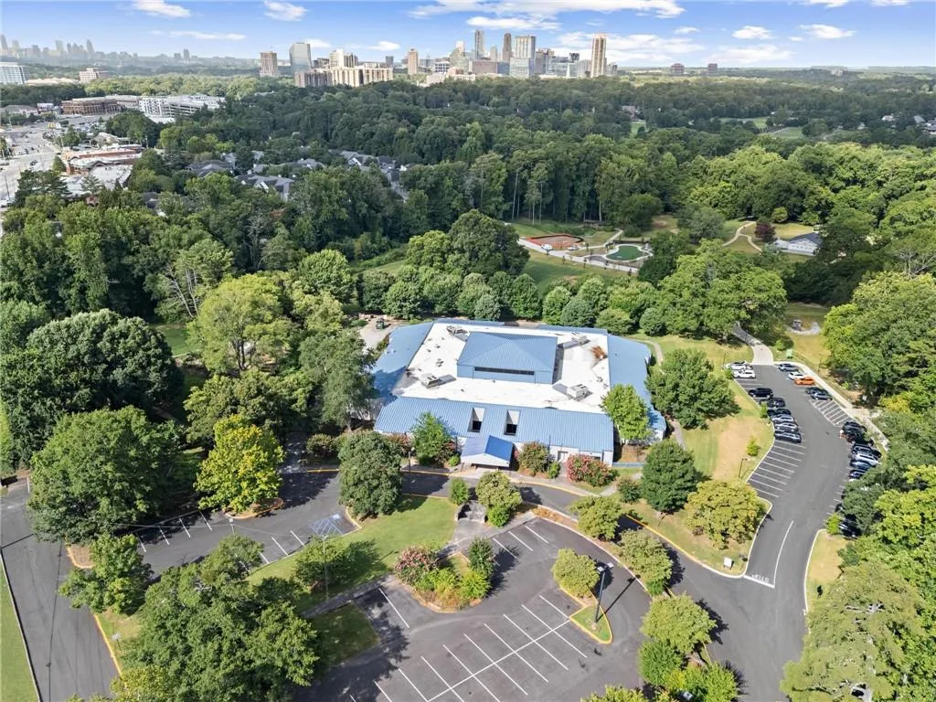 Brookhaven has a plethora of parks with everything from pools, community gardens, dog parks and in the winter even an outdoor skating rink