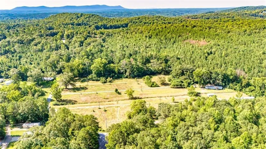 830 Mountain Veiw Road, Talladega, Alabama 35160