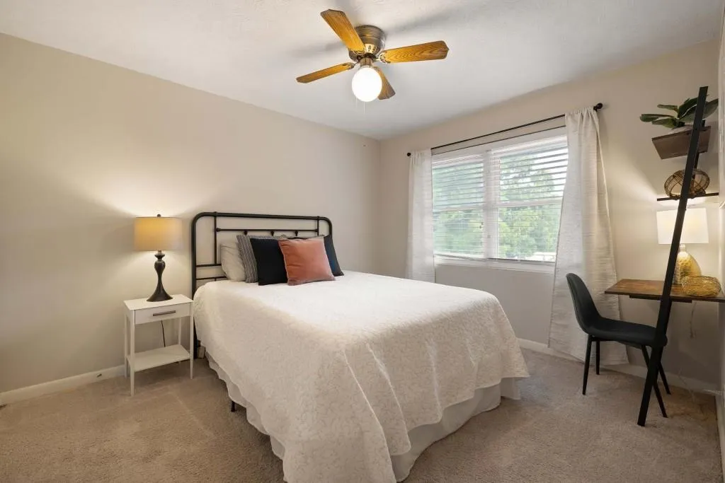 4060 Haverhill Drive Unit D, Atlanta, Georgia 30342, 2 Bedrooms Bedrooms, ,1 BathroomBathrooms,Residential,For Sale,4060 Haverhill Drive Unit D,7627003
