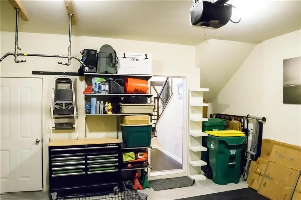 7536 Highlands Point, Atlanta, Georgia 30328, 3 Bedrooms Bedrooms, ,3 BathroomsBathrooms,Residential,Sold,7536 Highlands Point,6836790