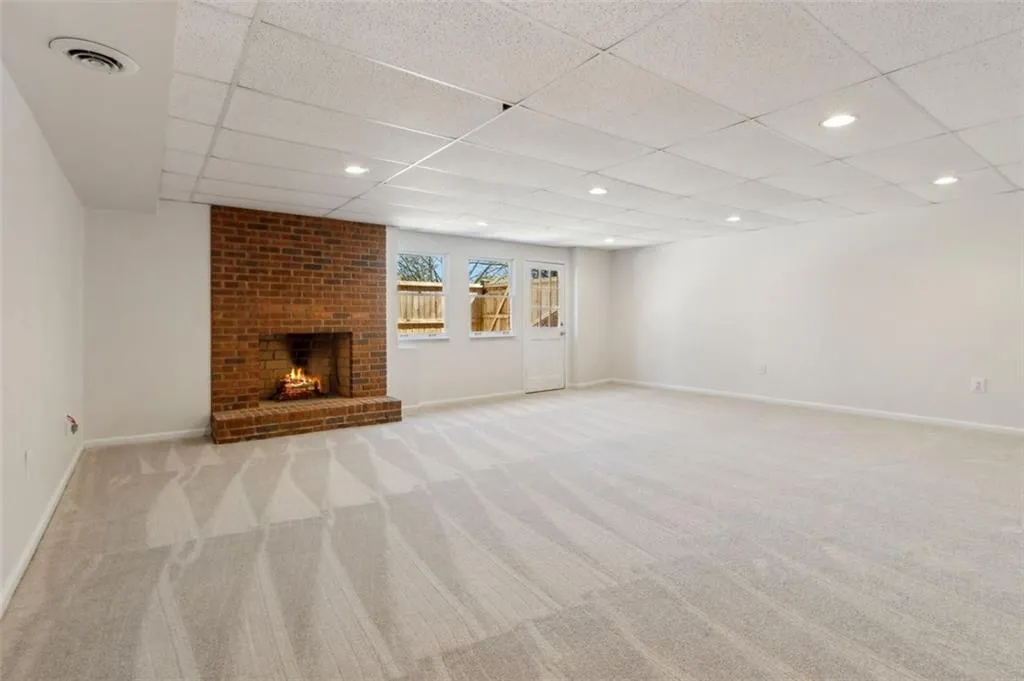 Makes a great fireside Rec room, shows off exterior entry.