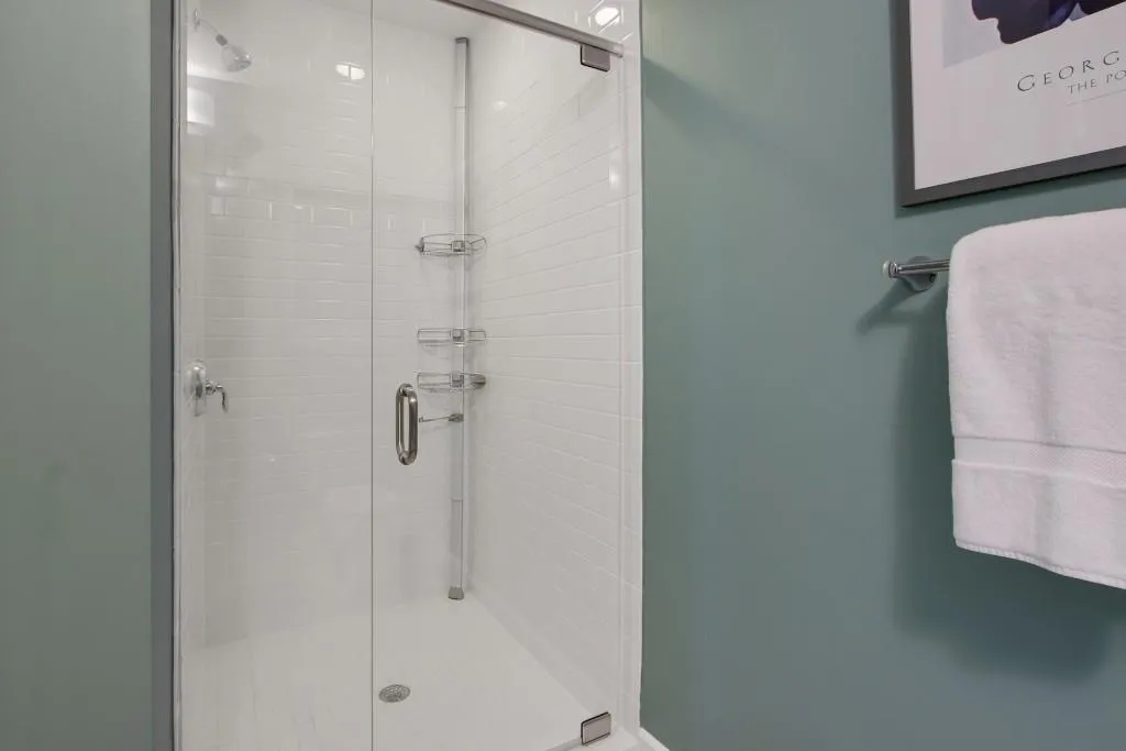 2795 Peachtree Road Ne Unit 1205, Atlanta, Georgia 30305, 2 Bedrooms Bedrooms, 0 ,2 BathroomsBathrooms,Residential,For Sale,2795 Peachtree Road Ne Unit 1205,7828839
