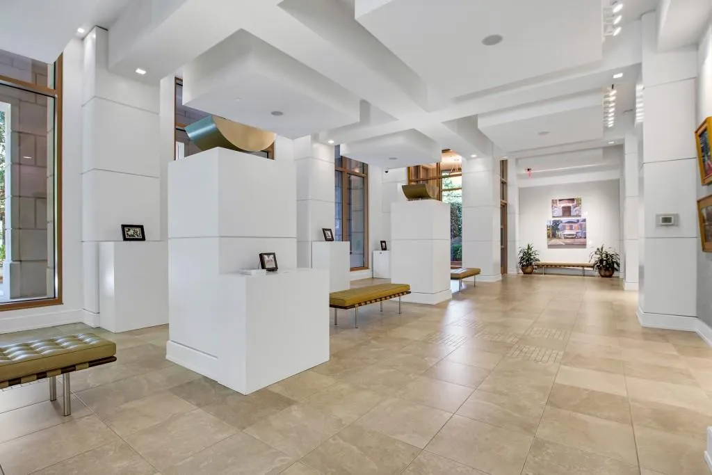 2795 Peachtree Road Ne Unit 1205, Atlanta, Georgia 30305, 2 Bedrooms Bedrooms, 0 ,2 BathroomsBathrooms,Residential,For Sale,2795 Peachtree Road Ne Unit 1205,7828839