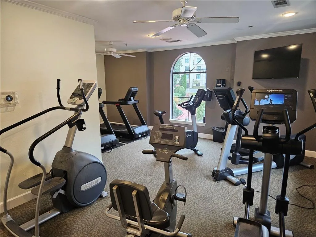3777 Peachtree Road Ne Unit 1324, Brookhaven, Georgia 30319, 2 Bedrooms Bedrooms, ,1 BathroomBathrooms,Residential,For Sale,3777 Peachtree Road Ne Unit 1324,7522071