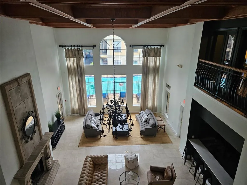 3777 Peachtree Road Ne Unit 1324, Brookhaven, Georgia 30319, 2 Bedrooms Bedrooms, ,1 BathroomBathrooms,Residential,For Sale,3777 Peachtree Road Ne Unit 1324,7522071