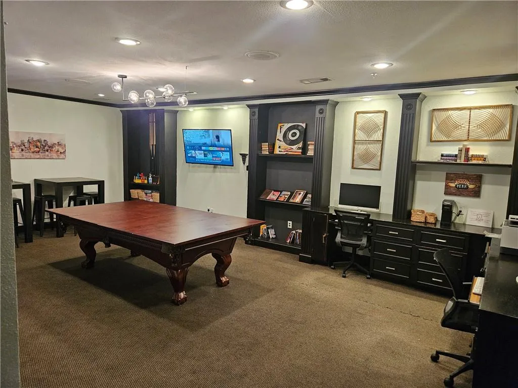 3777 Peachtree Road Ne Unit 1324, Brookhaven, Georgia 30319, 2 Bedrooms Bedrooms, ,1 BathroomBathrooms,Residential,For Sale,3777 Peachtree Road Ne Unit 1324,7522071