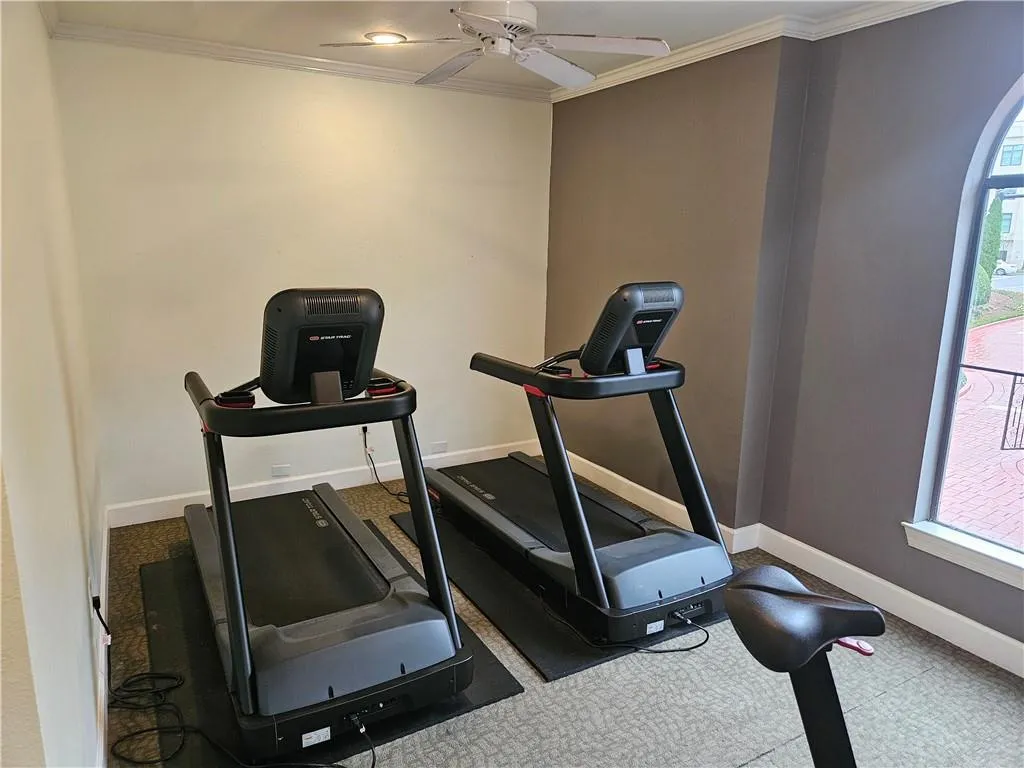 3777 Peachtree Road Ne Unit 1324, Brookhaven, Georgia 30319, 2 Bedrooms Bedrooms, ,1 BathroomBathrooms,Residential,For Sale,3777 Peachtree Road Ne Unit 1324,7522071