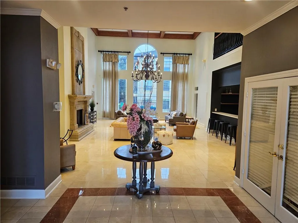 3777 Peachtree Road Ne Unit 1324, Brookhaven, Georgia 30319, 2 Bedrooms Bedrooms, ,1 BathroomBathrooms,Residential,For Sale,3777 Peachtree Road Ne Unit 1324,7522071