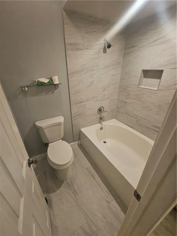 3777 Peachtree Road Ne Unit 1324, Brookhaven, Georgia 30319, 2 Bedrooms Bedrooms, ,1 BathroomBathrooms,Residential,For Sale,3777 Peachtree Road Ne Unit 1324,7522071