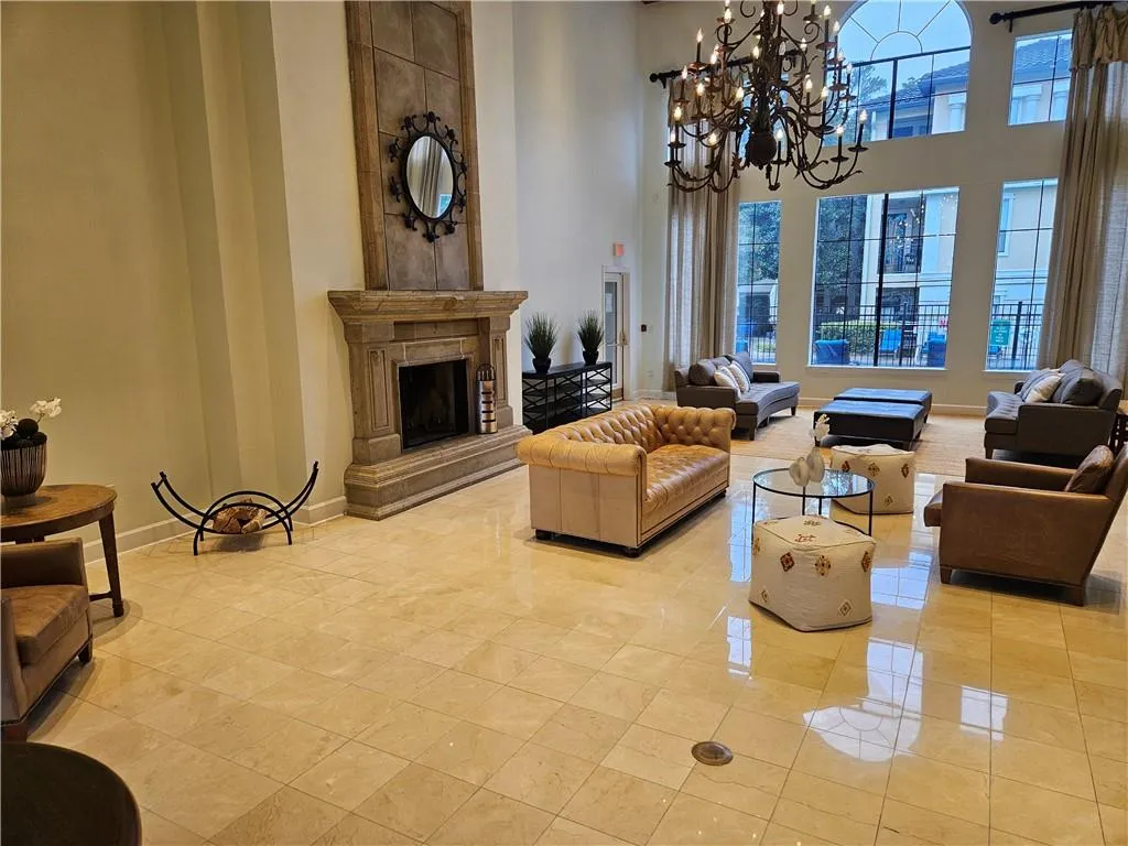 3777 Peachtree Road Ne Unit 1324, Brookhaven, Georgia 30319, 2 Bedrooms Bedrooms, ,1 BathroomBathrooms,Residential,For Sale,3777 Peachtree Road Ne Unit 1324,7522071