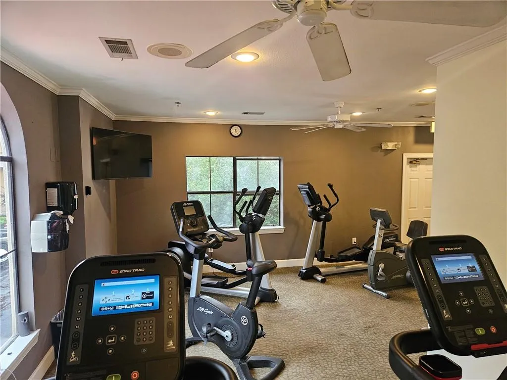 3777 Peachtree Road Ne Unit 1324, Brookhaven, Georgia 30319, 2 Bedrooms Bedrooms, ,1 BathroomBathrooms,Residential,For Sale,3777 Peachtree Road Ne Unit 1324,7522071