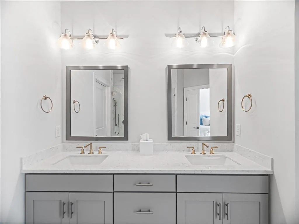 4306 Parkside Place, Atlanta, Georgia 30342, 3 Bedrooms Bedrooms, ,3 BathroomsBathrooms,Residential,Sold,4306 Parkside Place,7141806