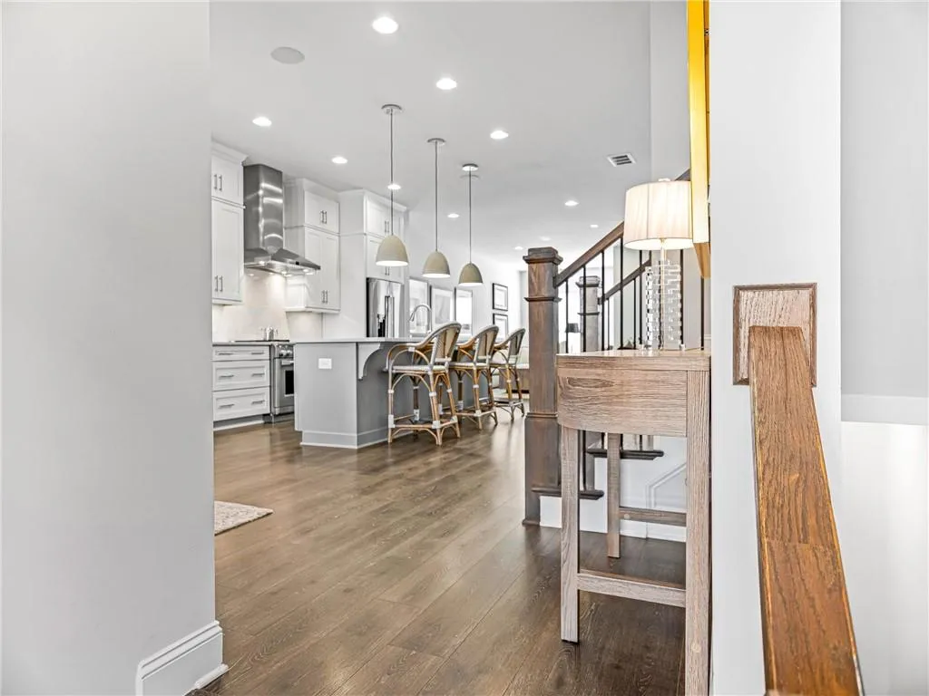 4306 Parkside Place, Atlanta, Georgia 30342, 3 Bedrooms Bedrooms, ,3 BathroomsBathrooms,Residential,Sold,4306 Parkside Place,7141806