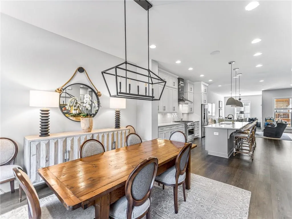 4306 Parkside Place, Atlanta, Georgia 30342, 3 Bedrooms Bedrooms, ,3 BathroomsBathrooms,Residential,Sold,4306 Parkside Place,7141806