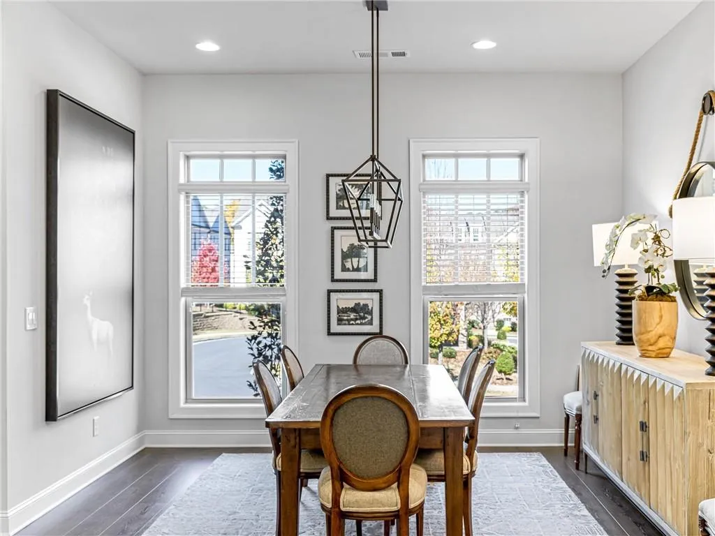 4306 Parkside Place, Atlanta, Georgia 30342, 3 Bedrooms Bedrooms, ,3 BathroomsBathrooms,Residential,Sold,4306 Parkside Place,7141806