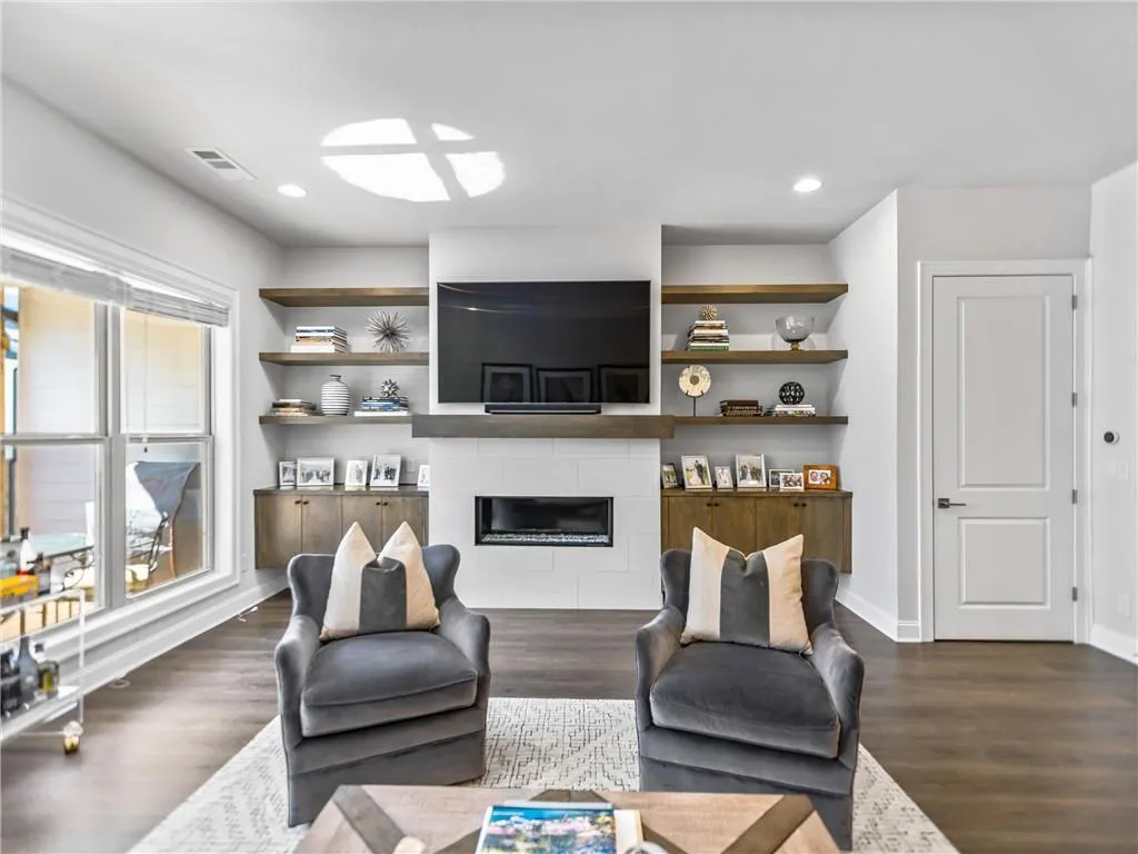 4306 Parkside Place, Atlanta, Georgia 30342, 3 Bedrooms Bedrooms, ,3 BathroomsBathrooms,Residential,Sold,4306 Parkside Place,7141806