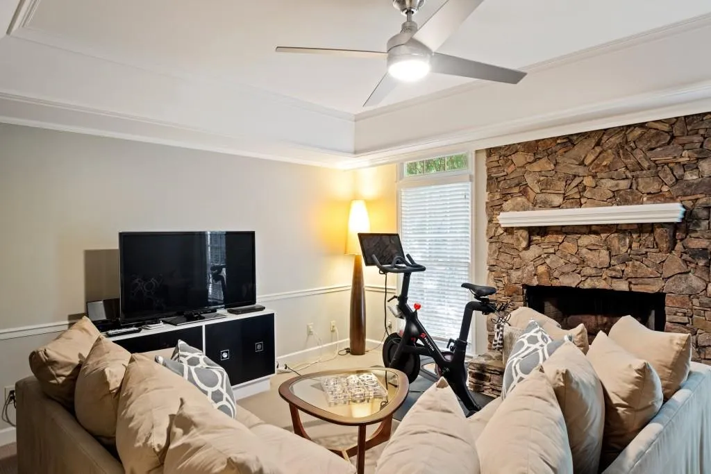 135 Gilford Way, Sandy Springs, Georgia 30350, 5 Bedrooms Bedrooms, ,4 BathroomsBathrooms,Residential,Sold,135 Gilford Way,6618084