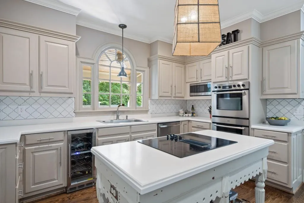 135 Gilford Way, Sandy Springs, Georgia 30350, 5 Bedrooms Bedrooms, ,4 BathroomsBathrooms,Residential,Sold,135 Gilford Way,6618084