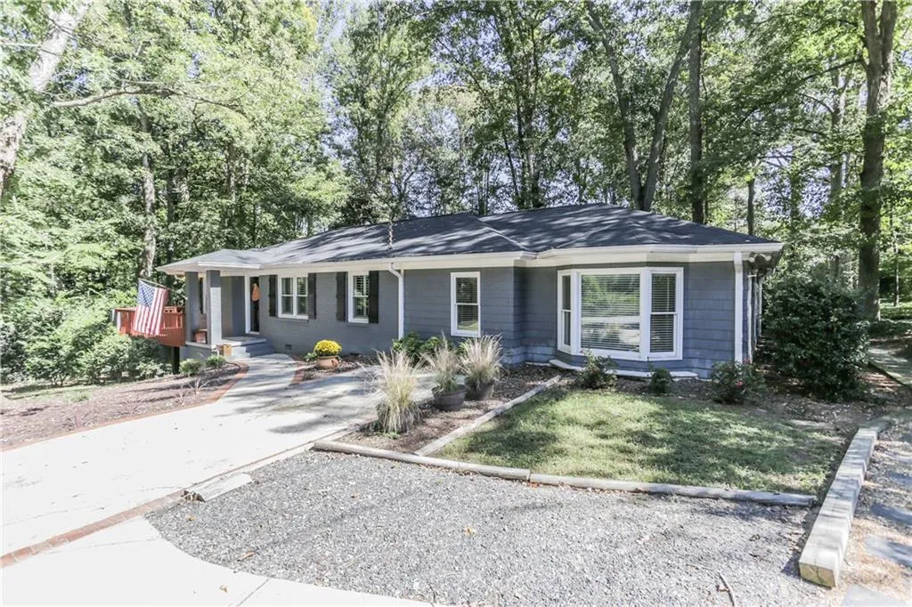 2661 Caldwell Road Ne, Brookhaven, Georgia 30319, 3 Bedrooms Bedrooms, ,2 BathroomsBathrooms,Residential,Sold,2661 Caldwell Road Ne,5923741