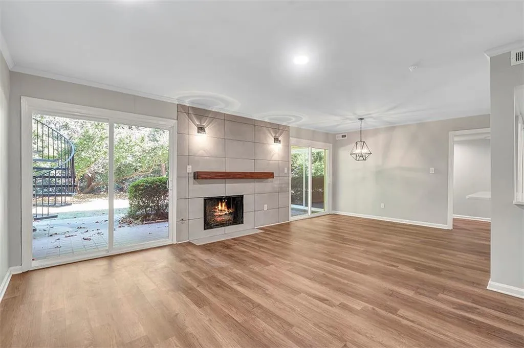 5400 Roswell Road Unit N6, Atlanta, Georgia 30342, 2 Bedrooms Bedrooms, ,2 BathroomsBathrooms,Residential,Sold,5400 Roswell Road Unit N6,7129637