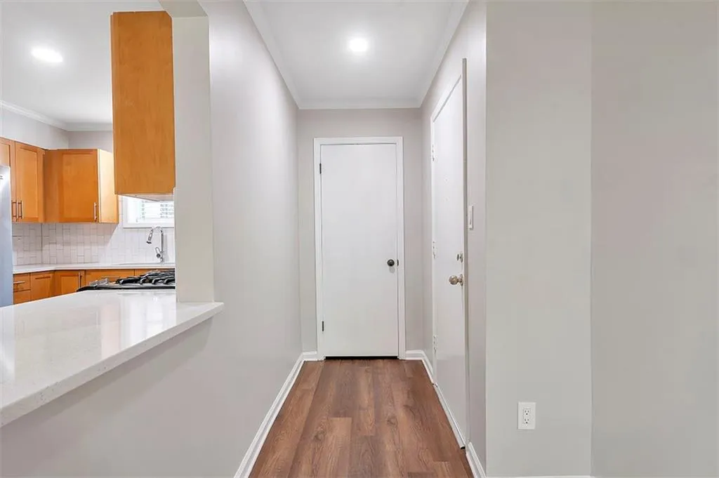 5400 Roswell Road Unit N6, Atlanta, Georgia 30342, 2 Bedrooms Bedrooms, ,2 BathroomsBathrooms,Residential,Sold,5400 Roswell Road Unit N6,7129637
