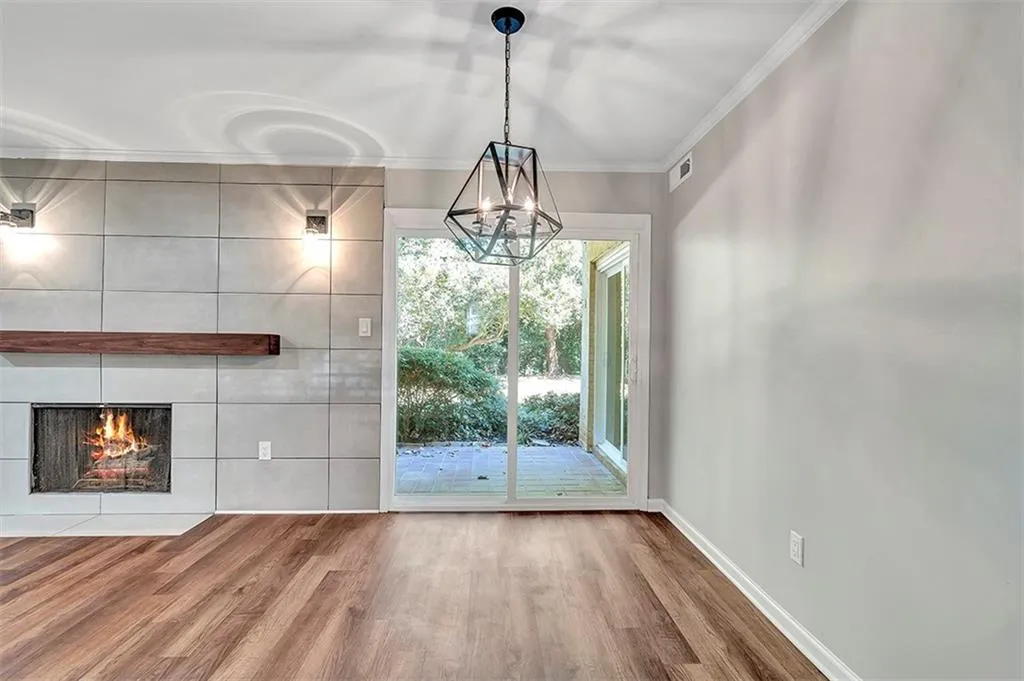 5400 Roswell Road Unit N6, Atlanta, Georgia 30342, 2 Bedrooms Bedrooms, ,2 BathroomsBathrooms,Residential,Sold,5400 Roswell Road Unit N6,7129637