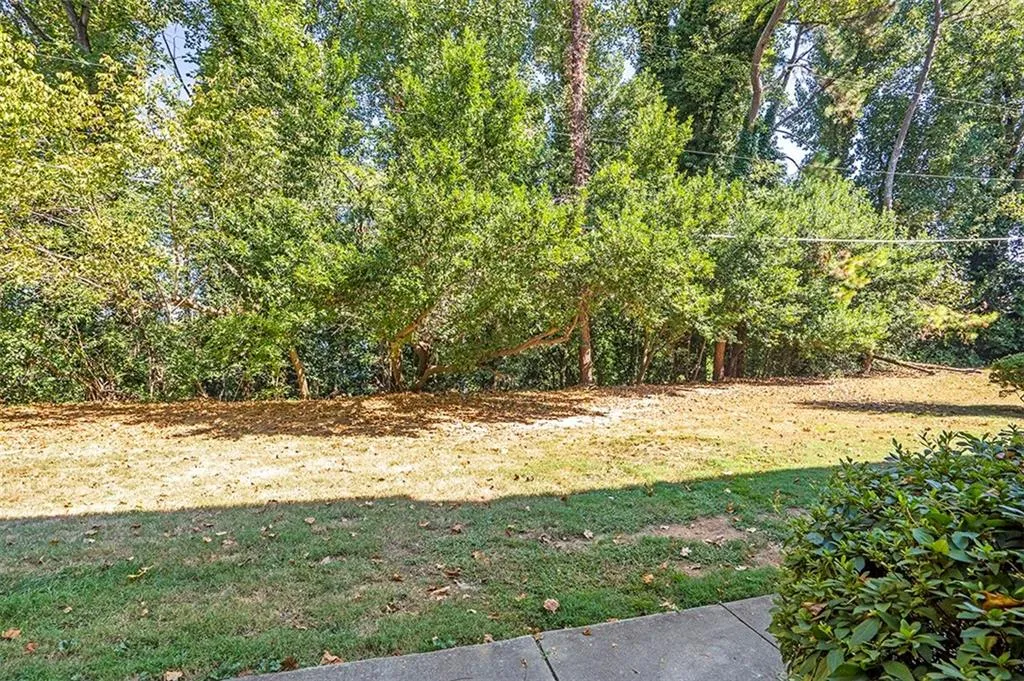 5400 Roswell Road Unit N6, Atlanta, Georgia 30342, 2 Bedrooms Bedrooms, ,2 BathroomsBathrooms,Residential,Sold,5400 Roswell Road Unit N6,7129637