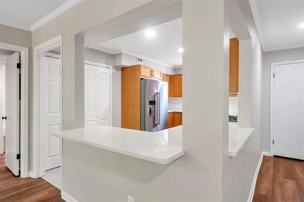 5400 Roswell Road Unit N6, Atlanta, Georgia 30342, 2 Bedrooms Bedrooms, ,2 BathroomsBathrooms,Residential,Sold,5400 Roswell Road Unit N6,7129637