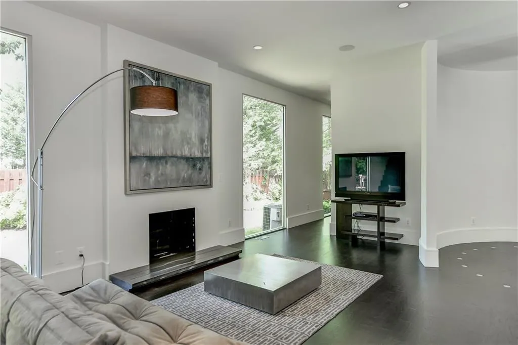 3870 Land O Lakes Drive Ne, Atlanta, Georgia 30342, 4 Bedrooms Bedrooms, ,4 BathroomsBathrooms,Residential,Sold,3870 Land O Lakes Drive Ne,5683855