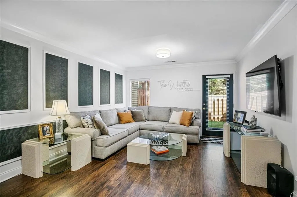 53 Basswood Circle Ne, Sandy Springs, Georgia 30328, 4 Bedrooms Bedrooms, ,3 BathroomsBathrooms,Residential,Sold,53 Basswood Circle Ne,7228350