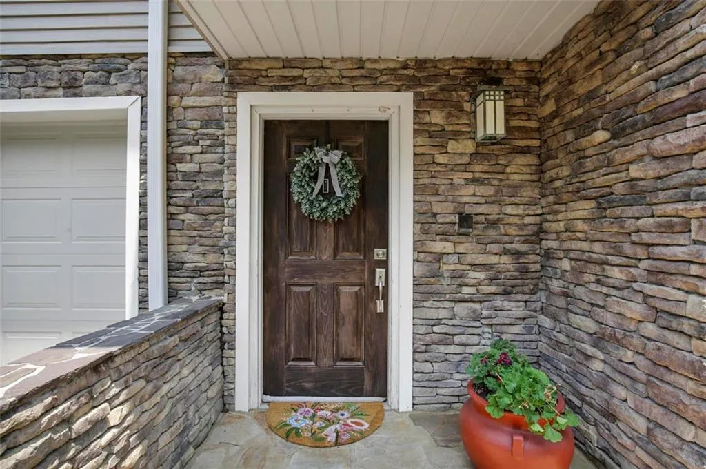 53 Basswood Circle Ne, Sandy Springs, Georgia 30328, 4 Bedrooms Bedrooms, ,3 BathroomsBathrooms,Residential,Sold,53 Basswood Circle Ne,7228350