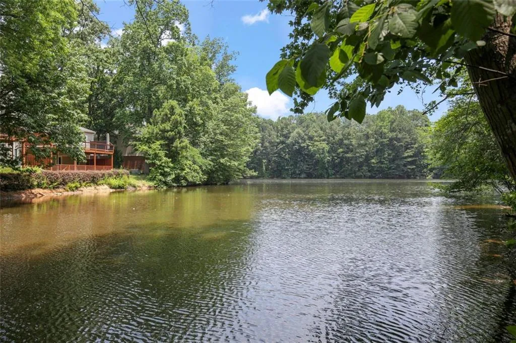 53 Basswood Circle Ne, Sandy Springs, Georgia 30328, 4 Bedrooms Bedrooms, ,3 BathroomsBathrooms,Residential,Sold,53 Basswood Circle Ne,7228350