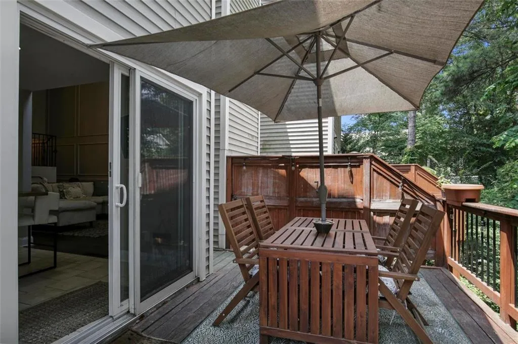 53 Basswood Circle Ne, Sandy Springs, Georgia 30328, 4 Bedrooms Bedrooms, ,3 BathroomsBathrooms,Residential,Sold,53 Basswood Circle Ne,7228350