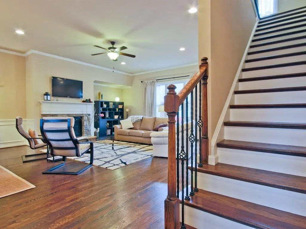 954 Opelousas Way, Sandy Springs, Georgia 30328, 3 Bedrooms Bedrooms, ,3 BathroomsBathrooms,Residential,Sold,954 Opelousas Way,5653980