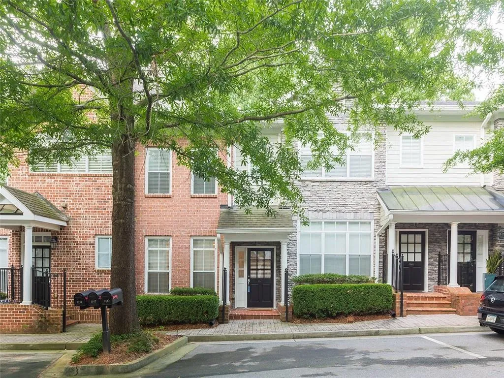 1147 Glenridge Place, Atlanta, Georgia 30342, 1 Bedroom Bedrooms, ,1 BathroomBathrooms,Residential,Sold,1147 Glenridge Place,7083546