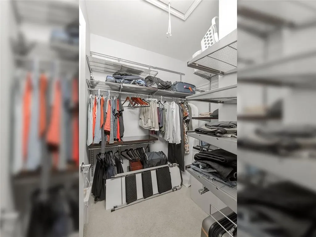 1147 Glenridge Place, Atlanta, Georgia 30342, 1 Bedroom Bedrooms, ,1 BathroomBathrooms,Residential,Sold,1147 Glenridge Place,7083546