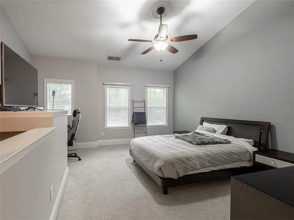 1147 Glenridge Place, Atlanta, Georgia 30342, 1 Bedroom Bedrooms, ,1 BathroomBathrooms,Residential,Sold,1147 Glenridge Place,7083546