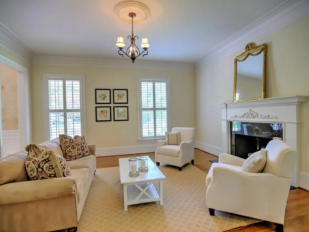 545 Old Cobblestone Drive, Sandy Springs, Georgia 30350, 6 Bedrooms Bedrooms, ,6 BathroomsBathrooms,Residential,Sold,545 Old Cobblestone Drive,6564723
