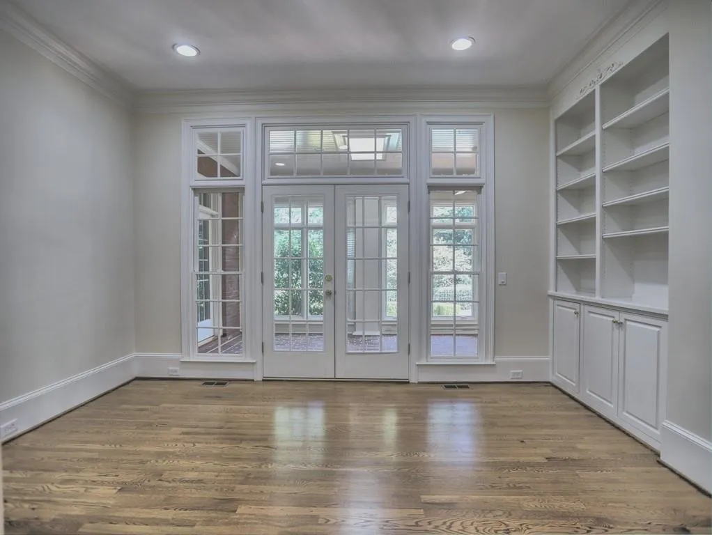 545 Old Cobblestone Drive, Sandy Springs, Georgia 30350, 6 Bedrooms Bedrooms, ,6 BathroomsBathrooms,Residential,Sold,545 Old Cobblestone Drive,6564723